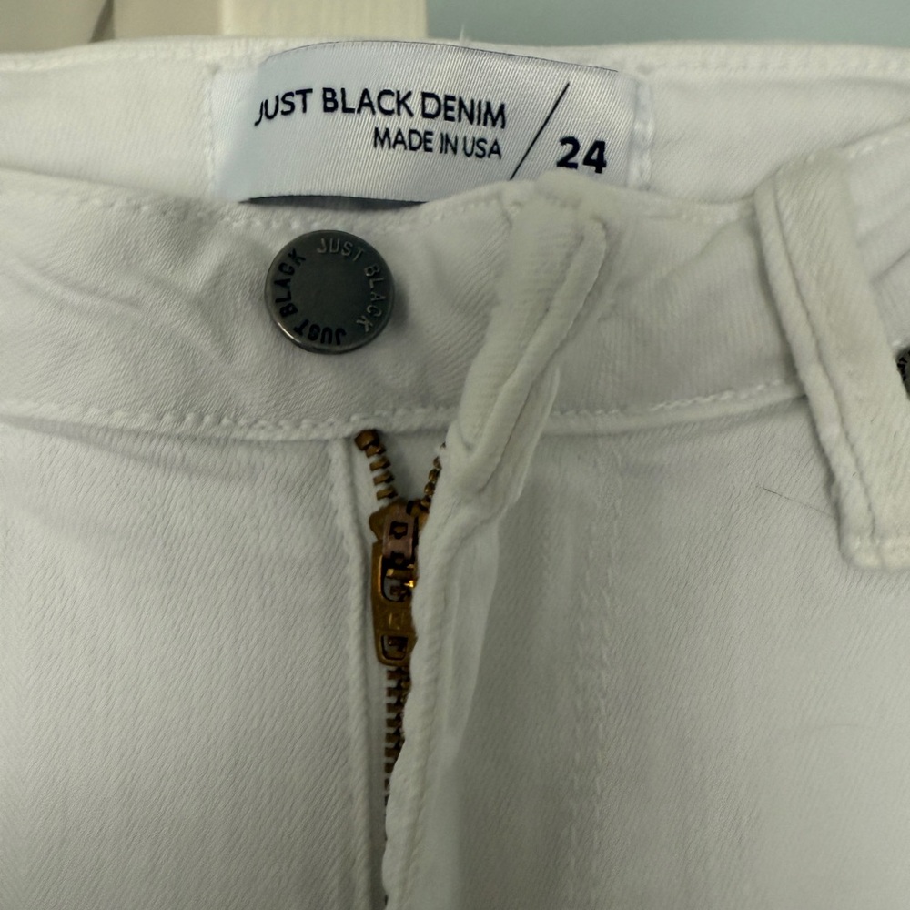 Just Black Denim Women's White Flared Jeans - Picture 3 of 3